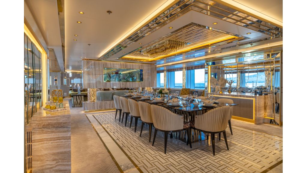 Leona Super Yacht (102)