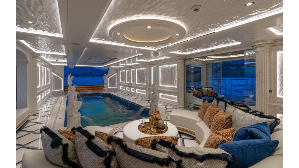 Leona Super Yacht (107)