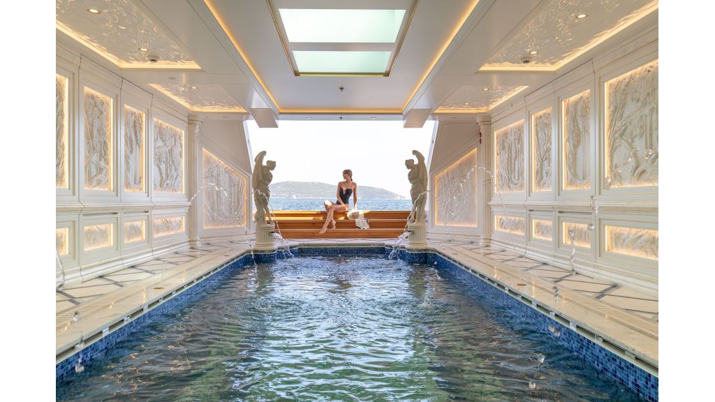 Leona Super Yacht (108)