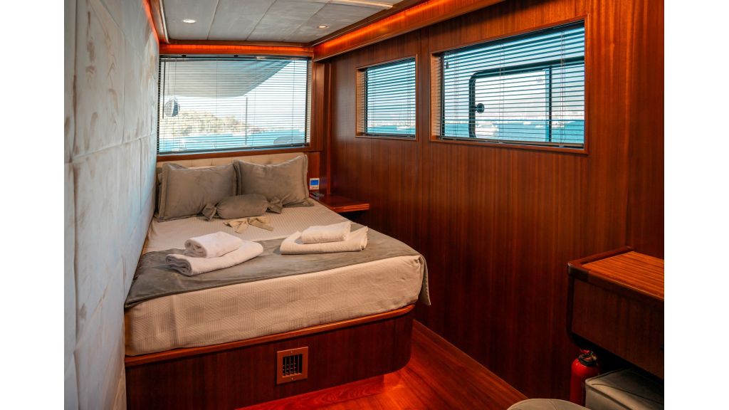 Oggusto Trawler (501)