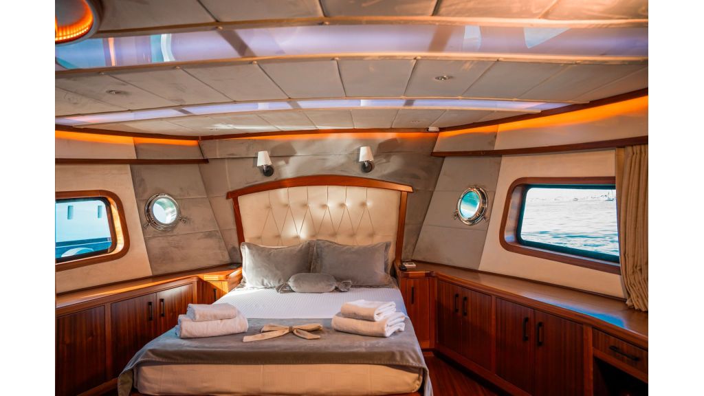 Oggusto Trawler (507)