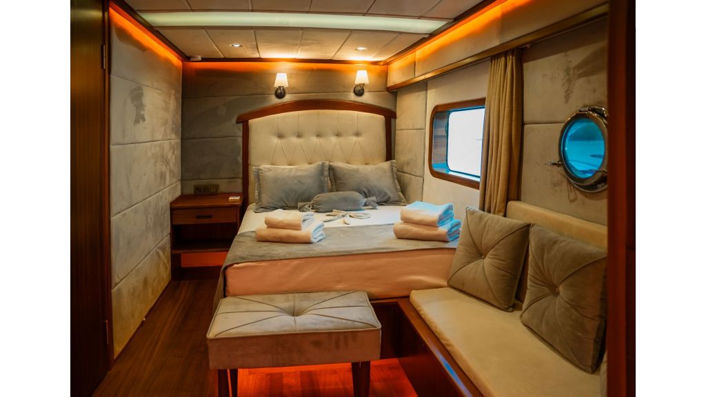 Oggusto Trawler (512) master