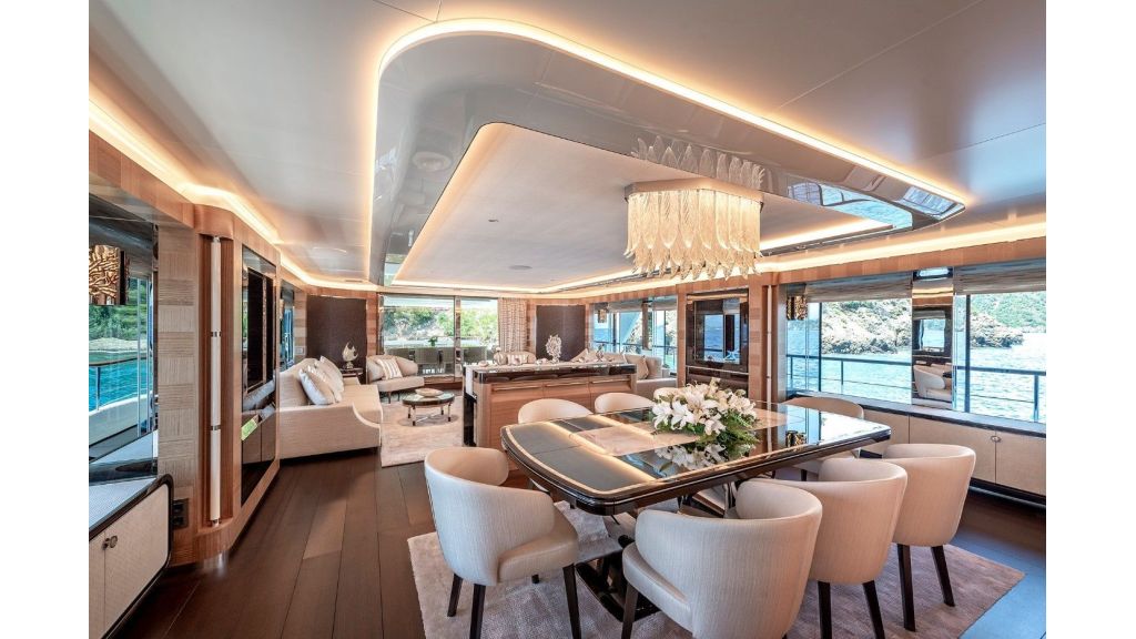 Sunrise Motoryacht (15)