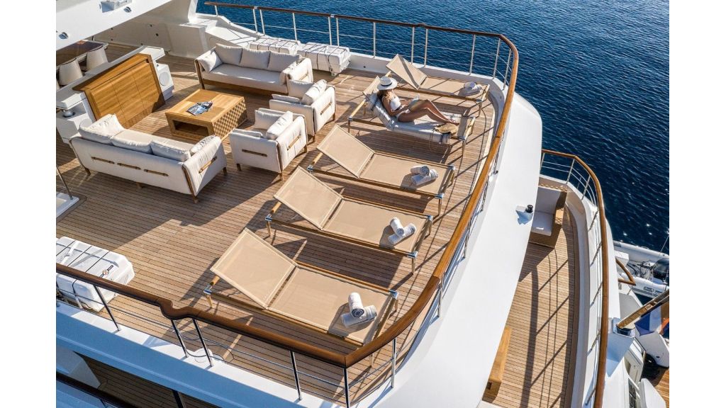 Sunrise Motoryacht (28)