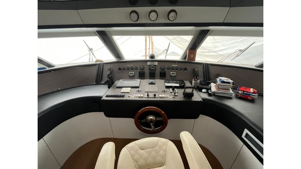 Custom Build 34M Motor Yacht (41)