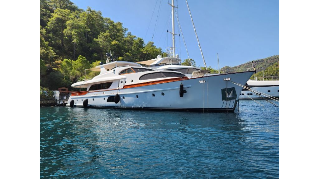 Custom Build 34M Motor Yacht (45)