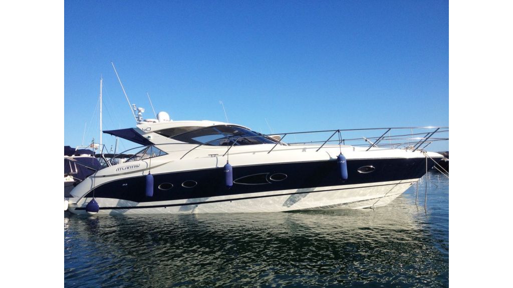 Azimut Atlantis 40 master (04)