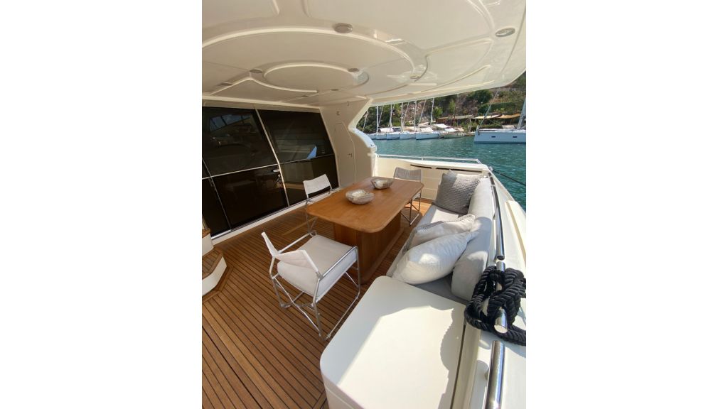 Ferretti 681 (04)