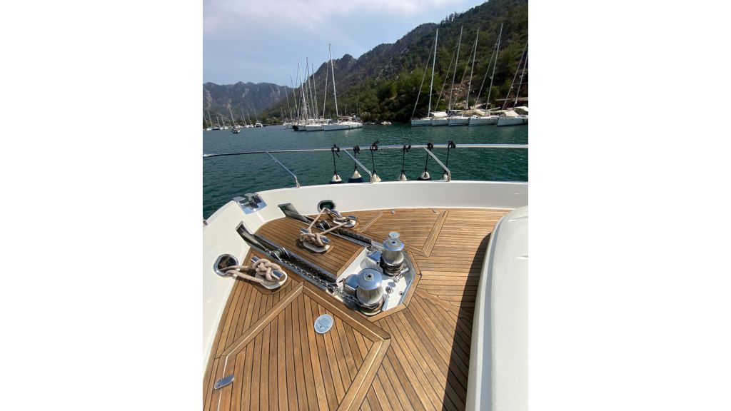 Ferretti 681 (07)