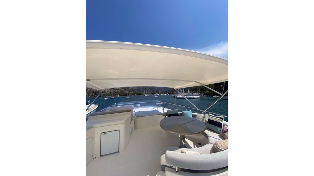 Ferretti 681 (16)