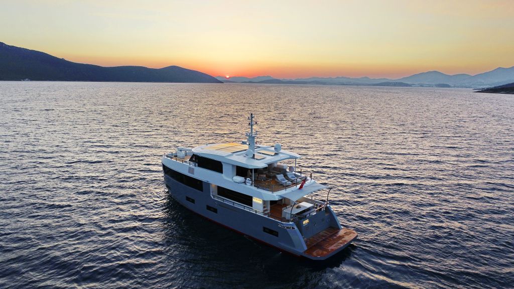 AEGEAN EXPLORER 26 M (01)