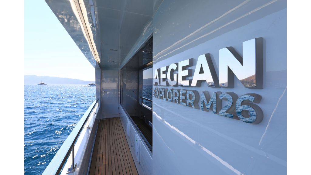 AEGEAN EXPLORER 26 M (02)