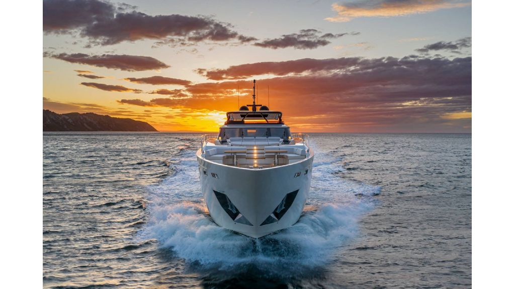 Spica Motor Yacht (03)