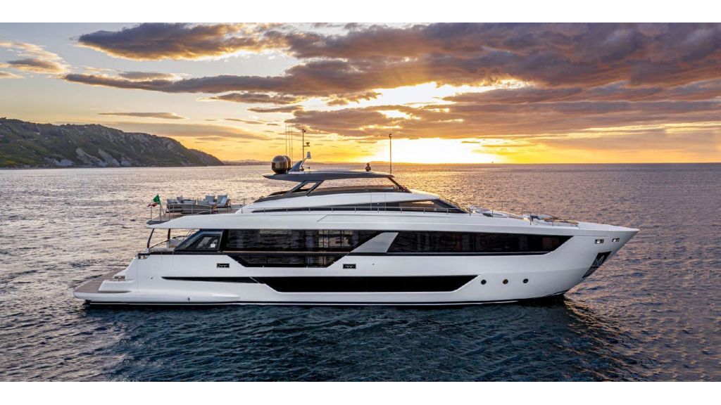 Spica Motor Yacht master (04)