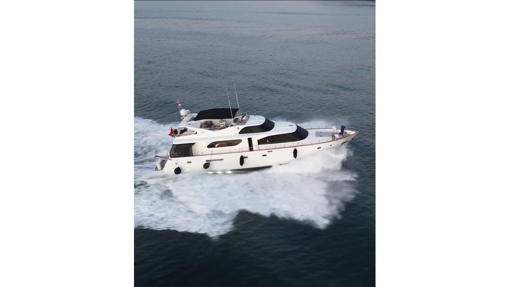 Ayem Motor Yacht (004)