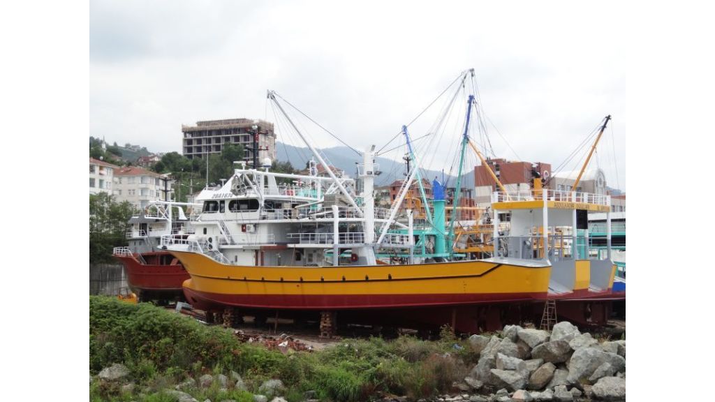 43m Fishing Trawler (006)