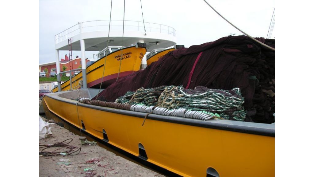 43m Fishing Trawler (010)