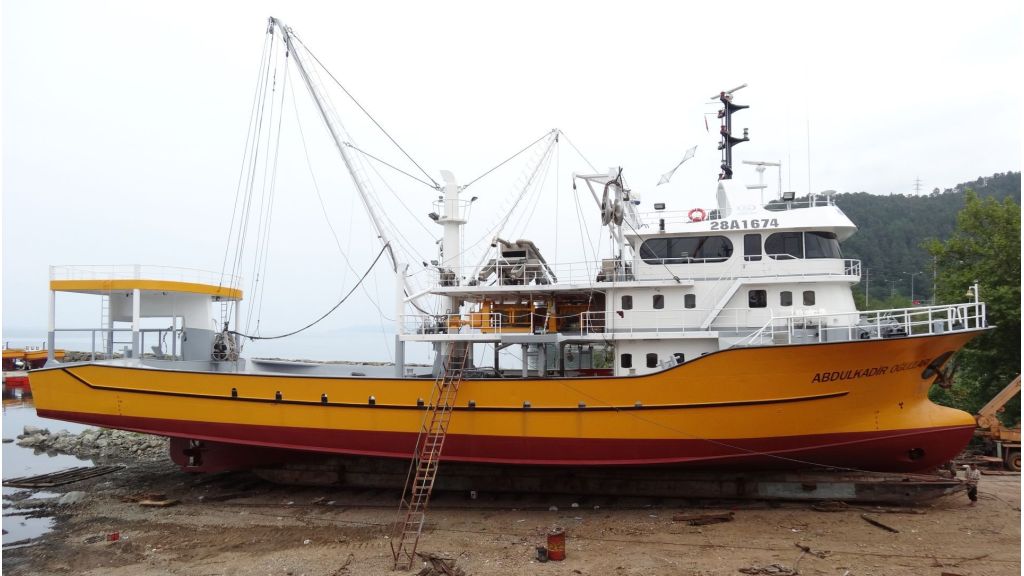 43m Fishing Trawler (043)