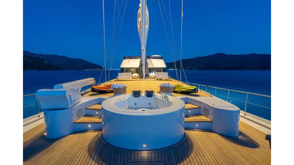 good life sailing yacht (032)