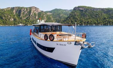 Jr Simay (701)