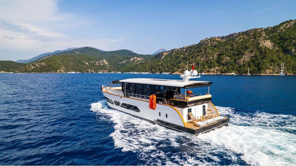 Jr Simay (735)