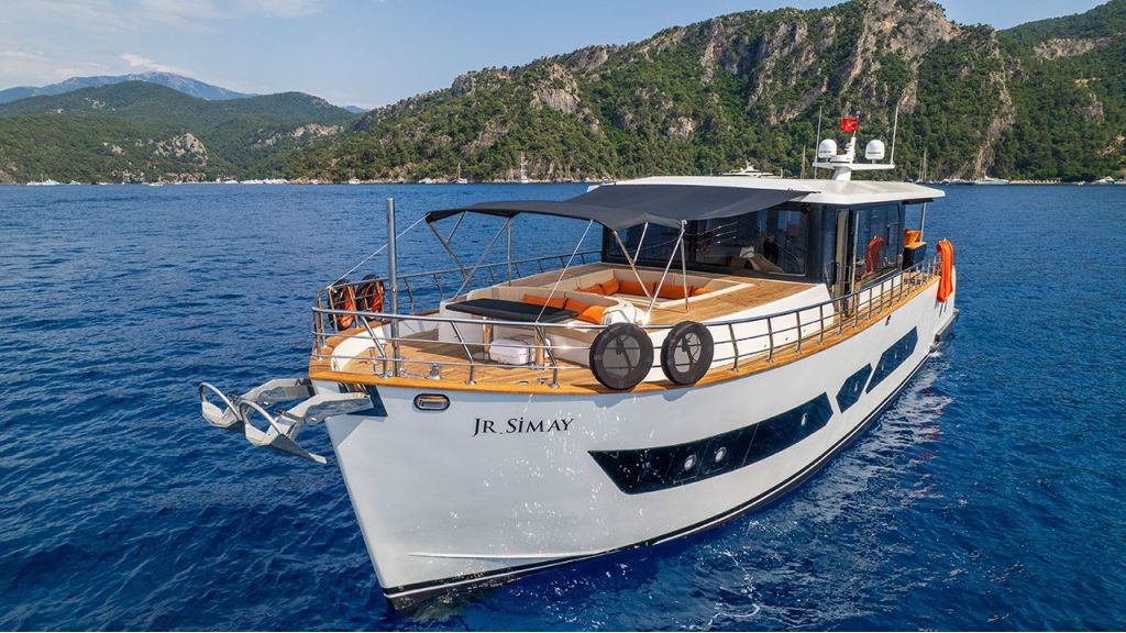 Jr Simay (743)