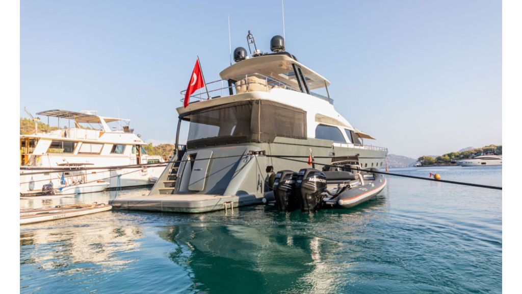 Meteor Motoryacht Fore sale 018