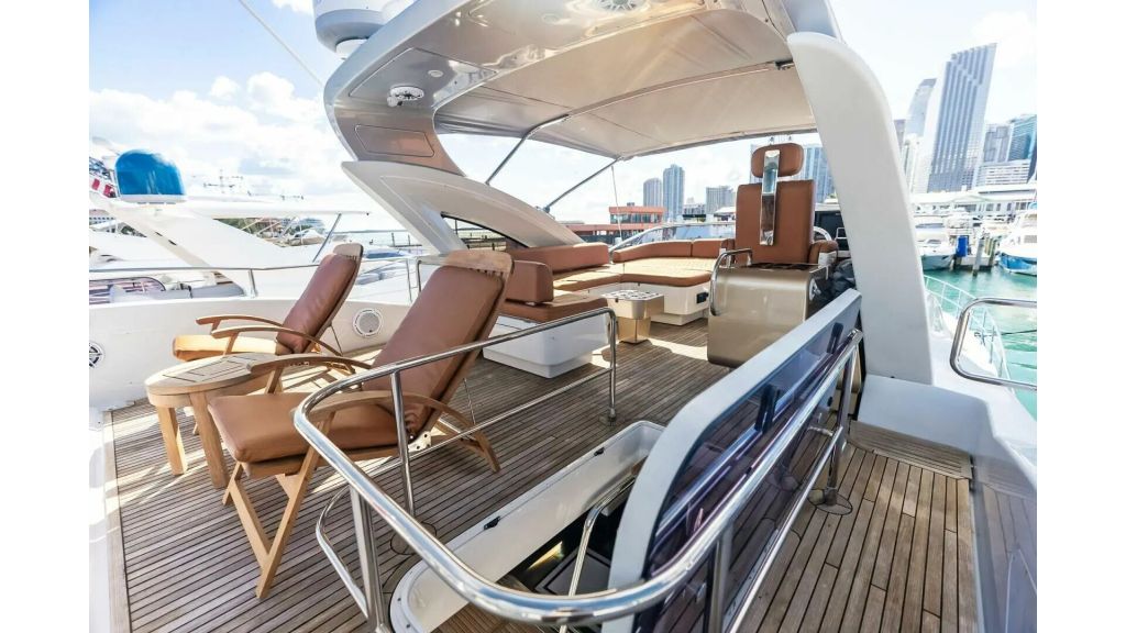 azimut 72s (018)