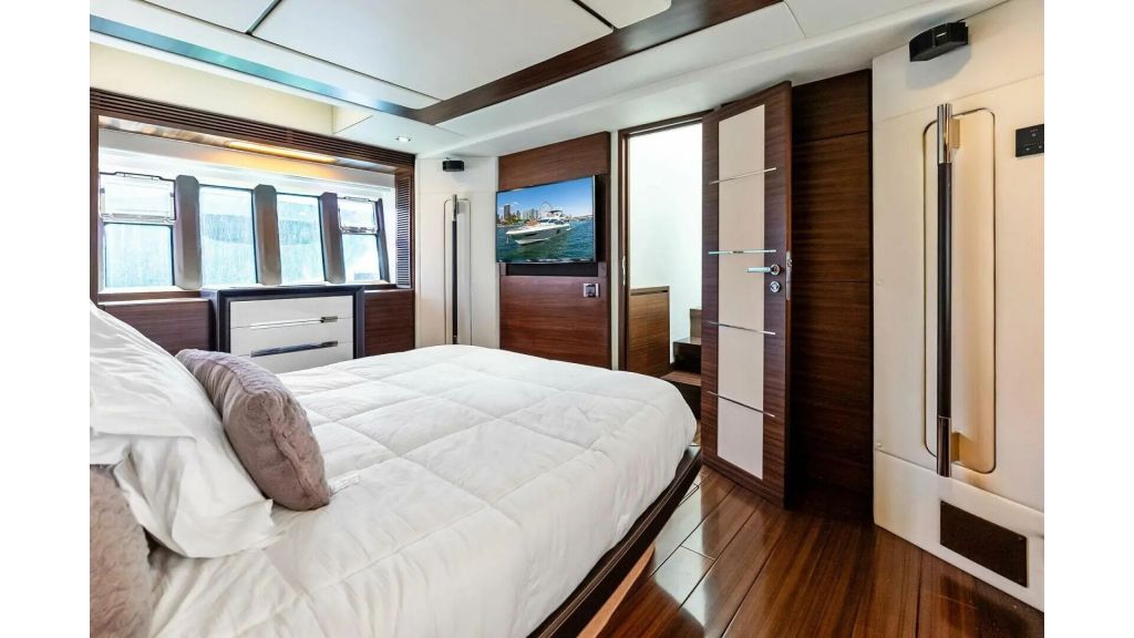 azimut 72s (040)