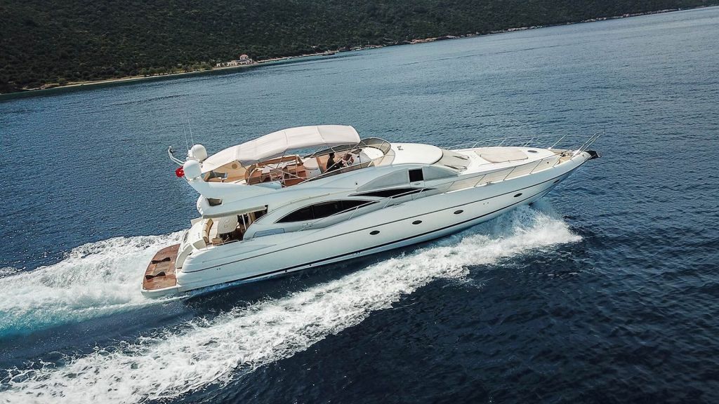 edition yacht (520)