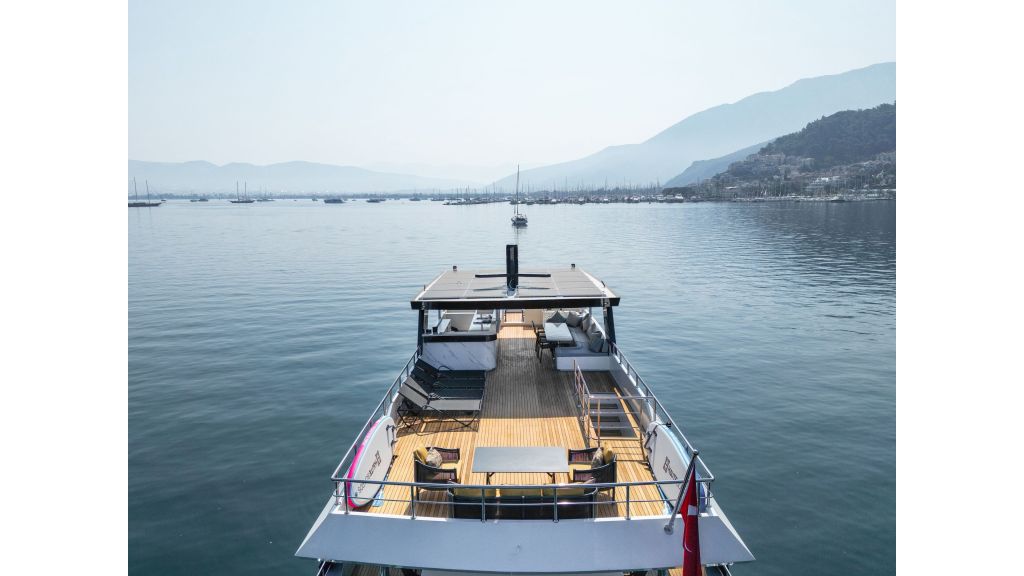 Alfa Trawler (006)
