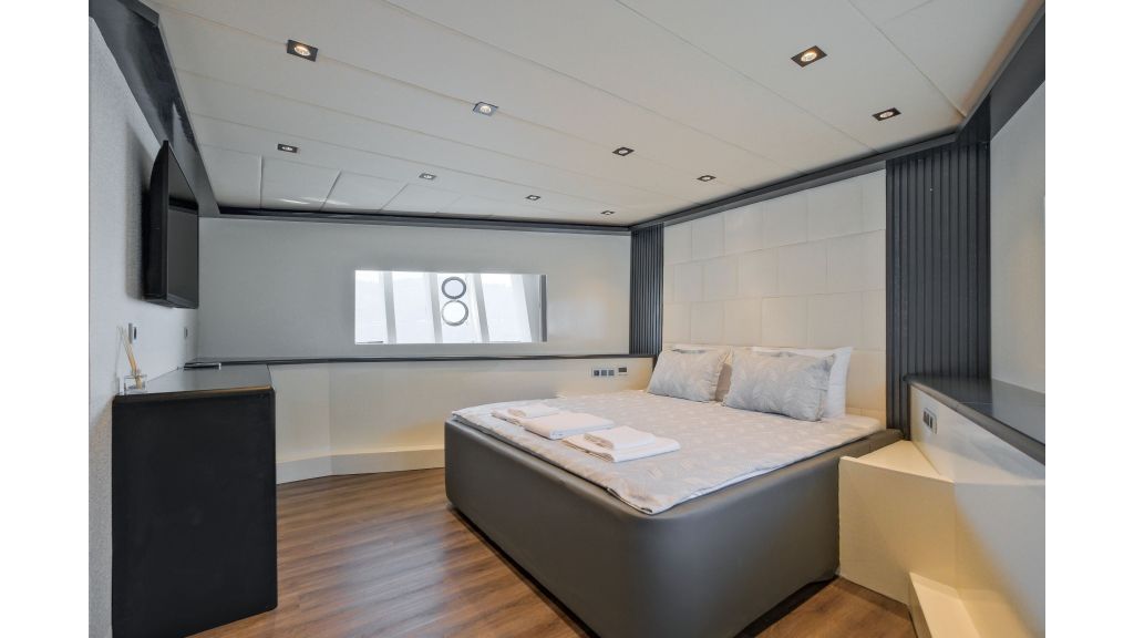 Alfa Trawler (015)