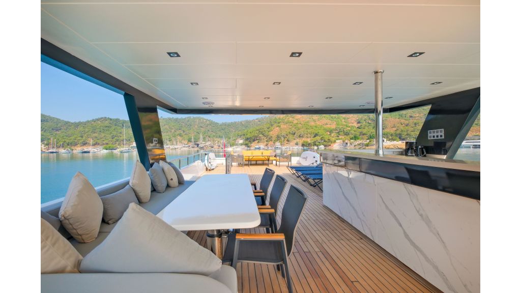 Alfa Trawler (016)