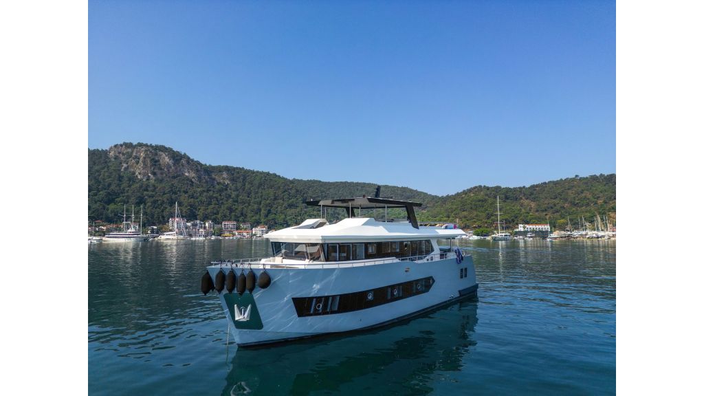 Alfa Trawler (017)