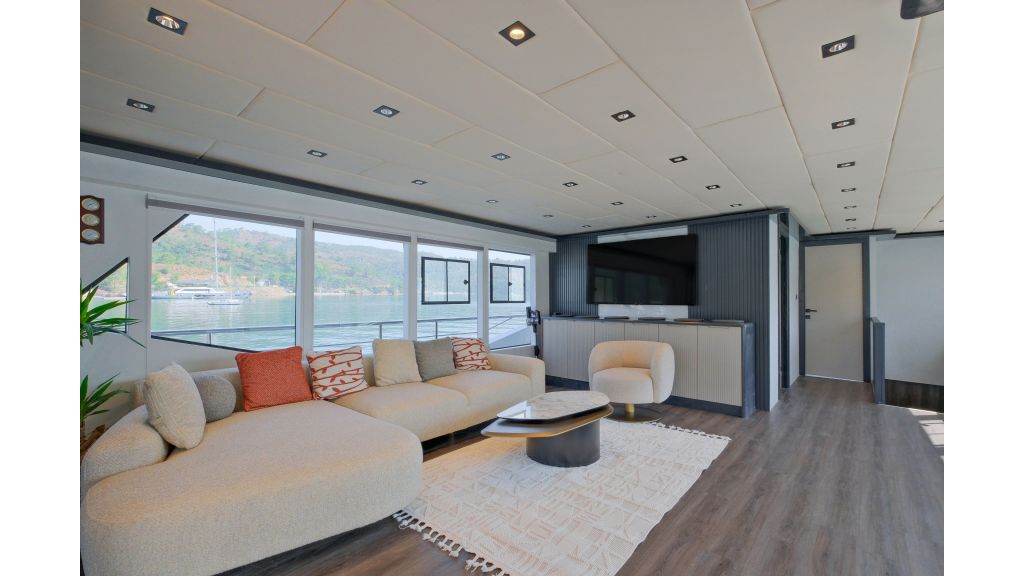 Alfa Trawler (030)