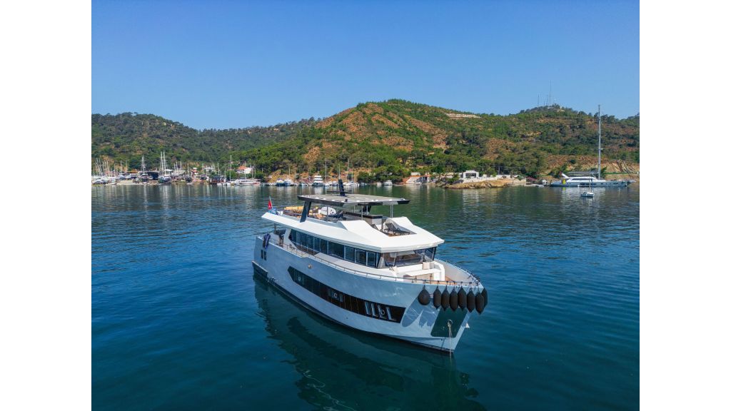 Alfa Trawler (038)