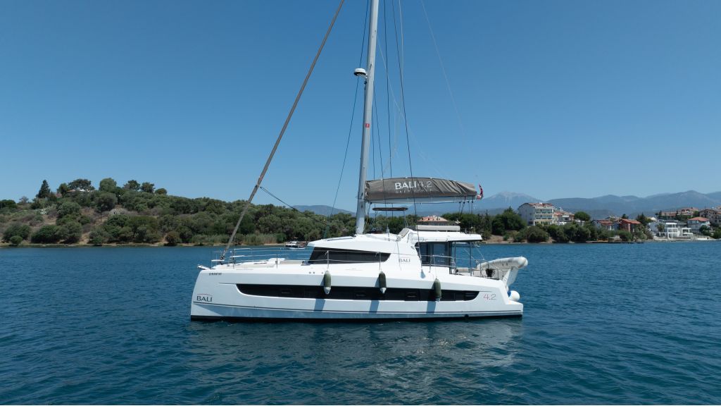 Bali 42 - Catamaran (252)