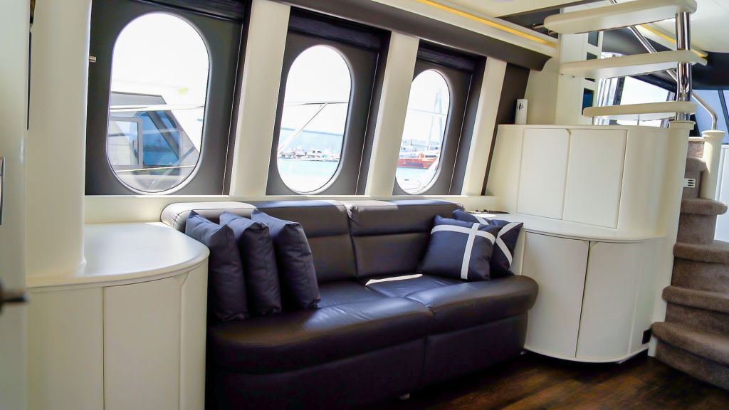 Alfa F Princess 22M (009)