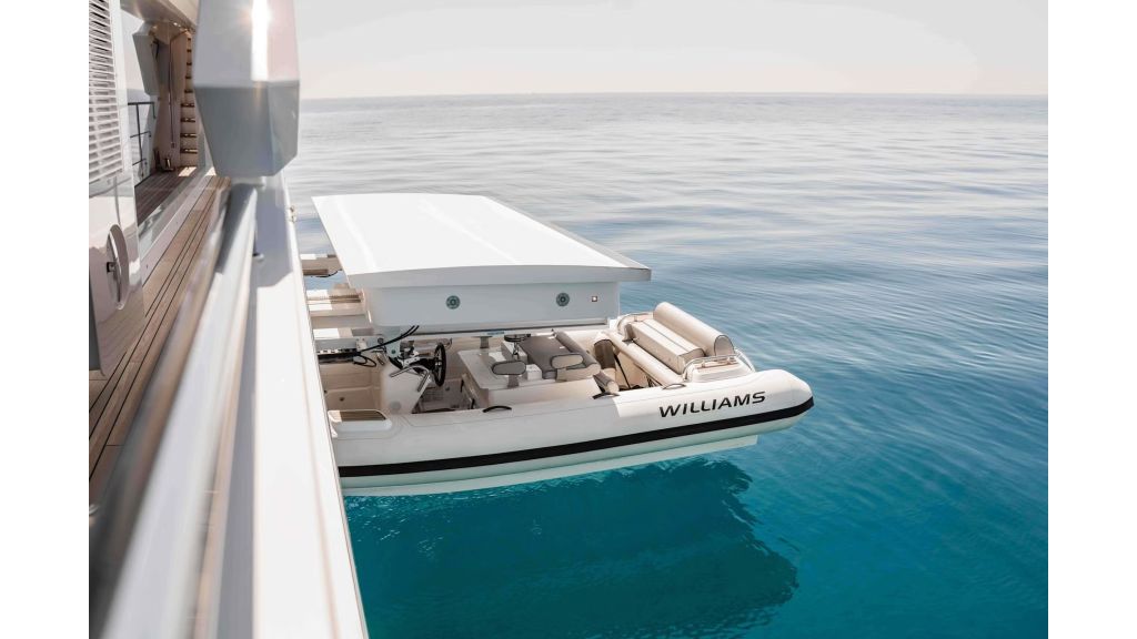 Benetti 125 (506)