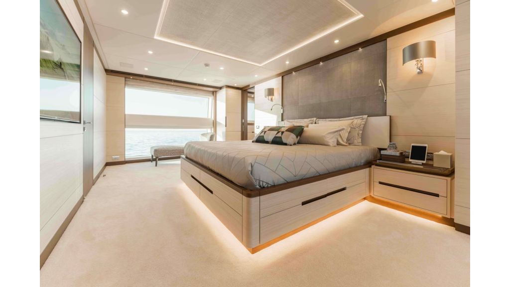 Benetti 125 (530)