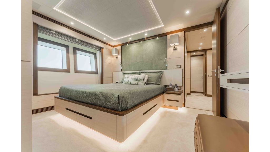 Benetti 125 (536)