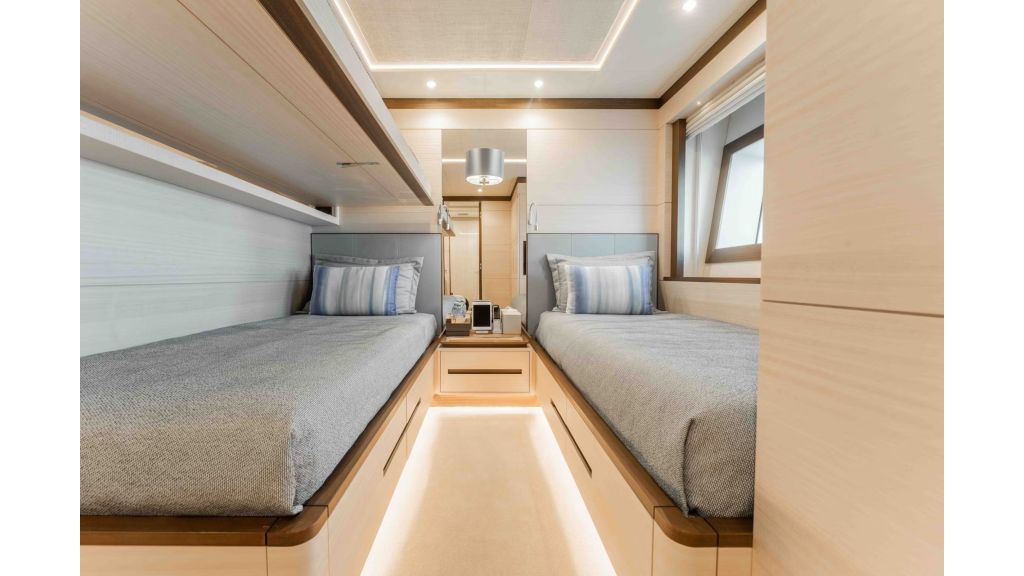 Benetti 125 (540)