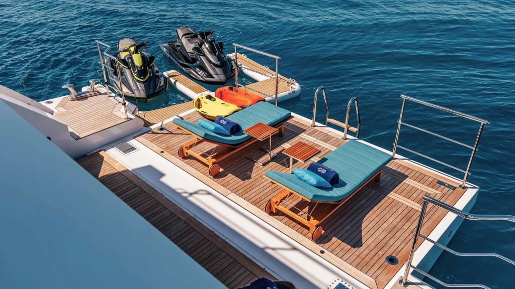 Benetti 125 (549)