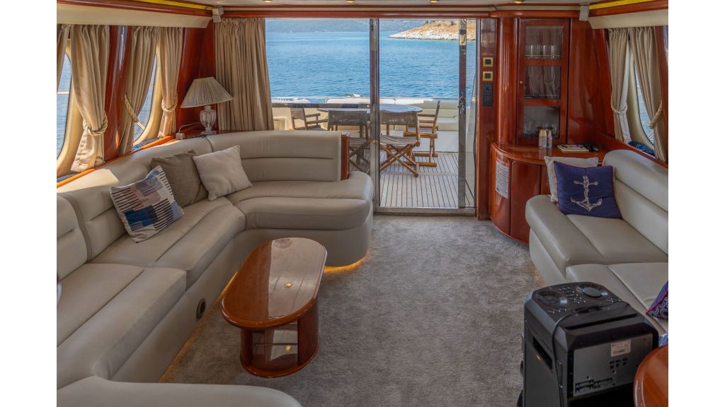 Mako Yacht (511)