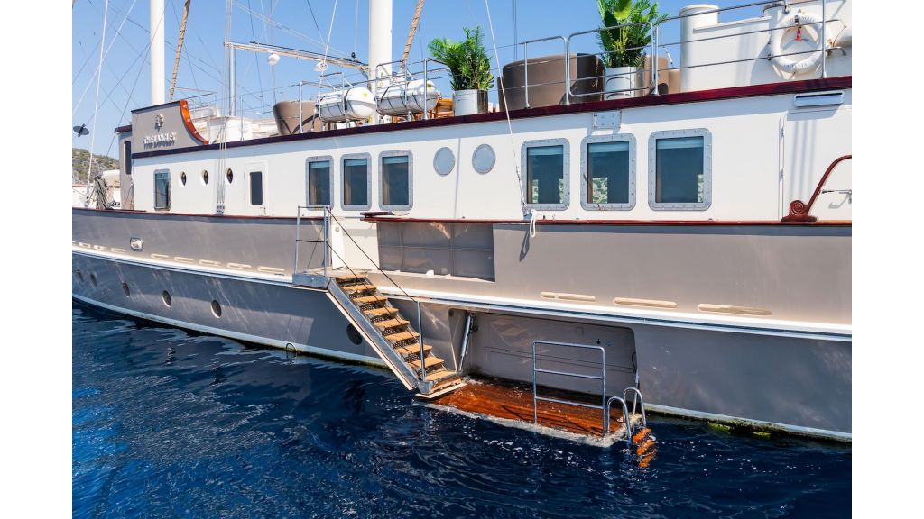The Langley (516)
