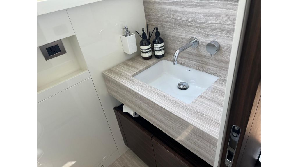 2020 Sanlorenzo Yacht (048)