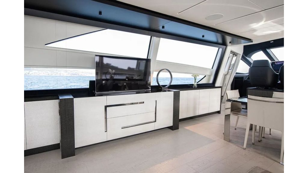 2021 Pershing 9X (432)