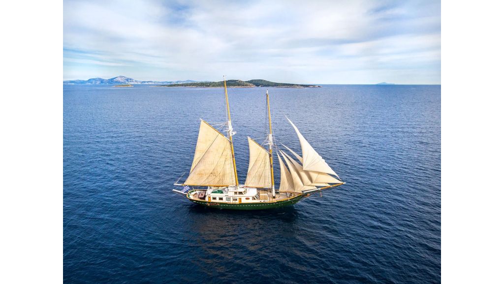 Arktos Motor Sailer (006) master