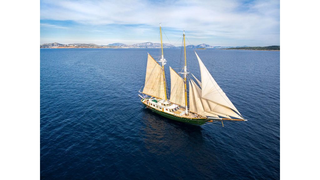 Arktos Motor Sailer (007)