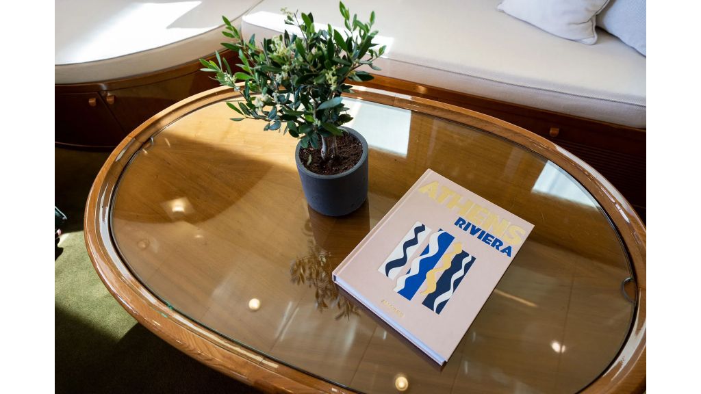 Arktos Motor Sailer (025)